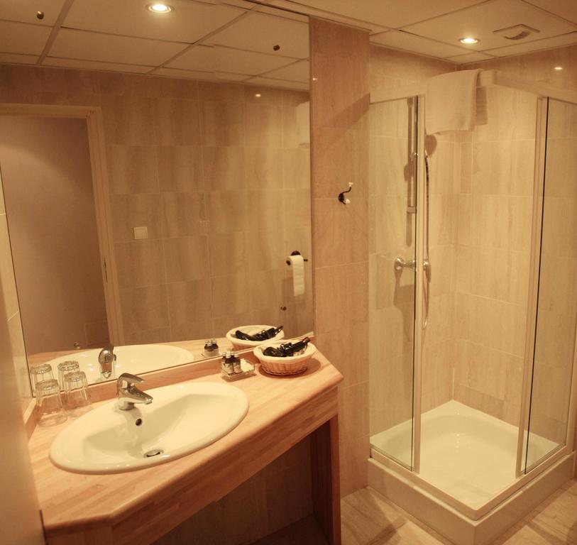 L'ancienne Hotel 2*